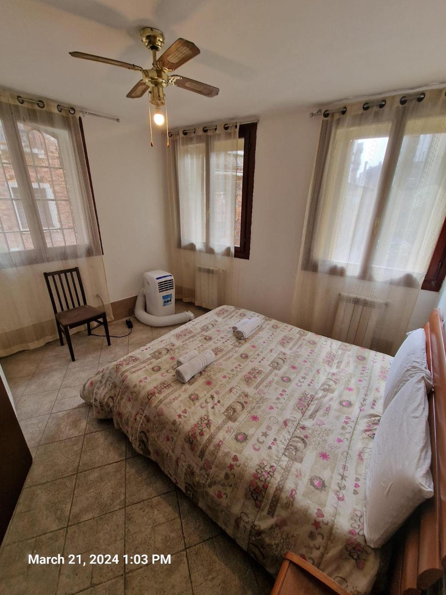 Canal Views Apartamento *